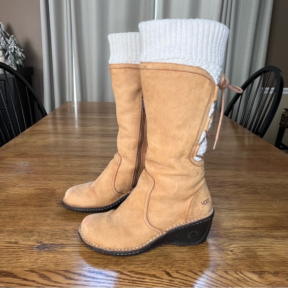 ⭐️ UGG Women's Skylair Wedge Boots Tan Leather Zip Lace Up Knit Sweater Size 8 - Picture 2 of 10